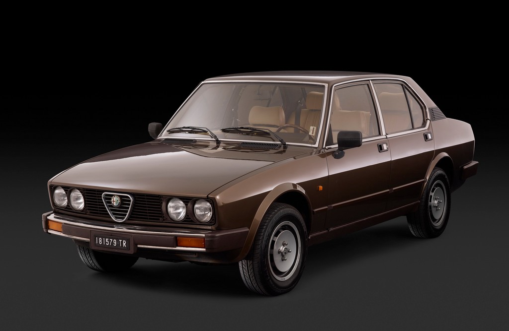 Alfa Alfetta quadrifoglio copia